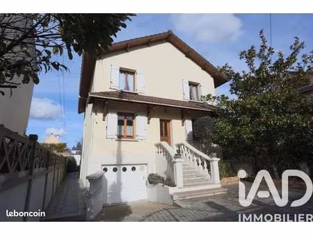 maison 7 pièces 148 m²