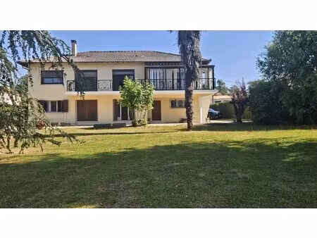 maison familiale 166 m²/ terrain 2391 m² / vue pyrenees