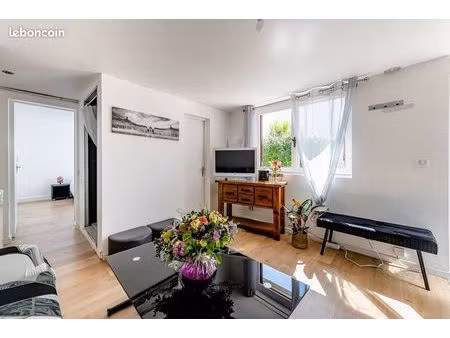 maison de plain pied avec jardin