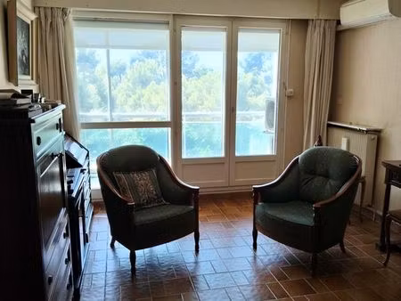 appartement 2 pièces dans résidence seniors