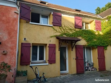 charmante maison/appartement