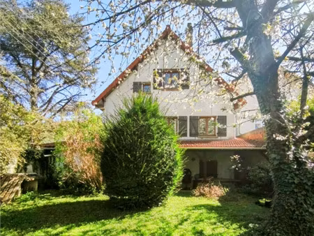 maison 5 pièces - 122 m²