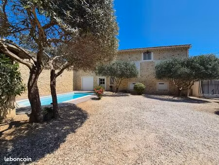 mas à vendre