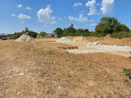 vente terrain 526 m² à brie (16590)  46 800 €