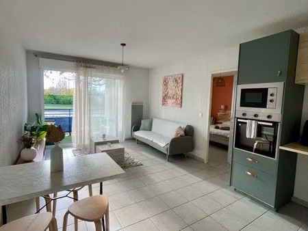 appartement t2 balcon place de parking