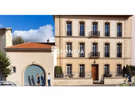 t2 rénové 36 m² + parking – centre de thézan-lès-béziers