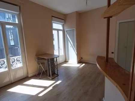 a vendre studio toulouse centre - rue b.mule
