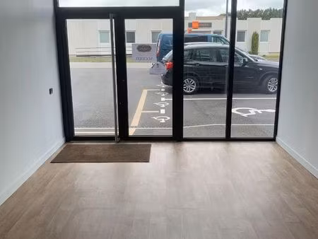 bureaux 26 m² saint martin des champs