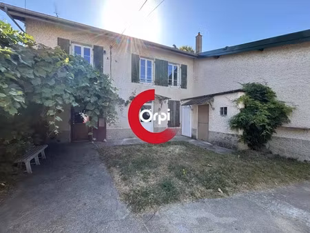 location maison 3 pièces 102.25 m² à les côtes-d'arey (38138)  1 000 €