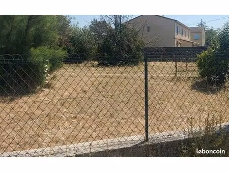 terrain à vendre