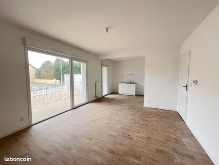 à vendre - appartement t3 - 62 m² - châteaubourg