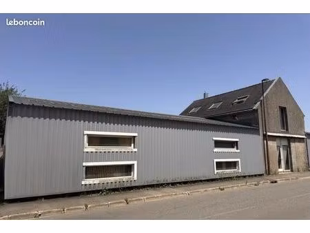 local commercial 600 m² clohars-carnoët