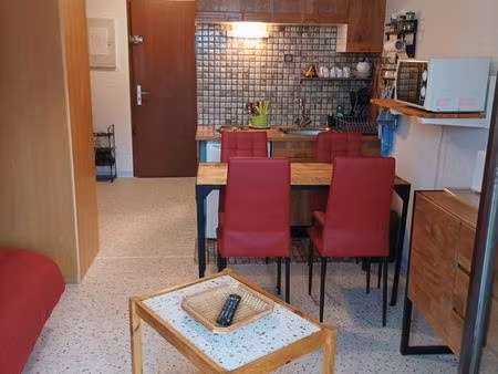 studio 24m2 avec sa terrasse fermee