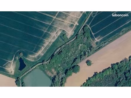 direct propriétaire : terrain de loisir boisé avec ruisseau – azay-le-ferron (36  indre)