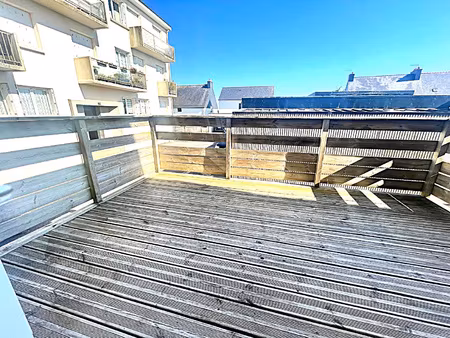 t3 en rez de chaussée avec terrasse  centre ville guidel