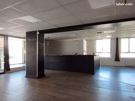 local commercial a louer sur buzancais