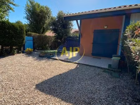 studio 1 pièce 33 m²