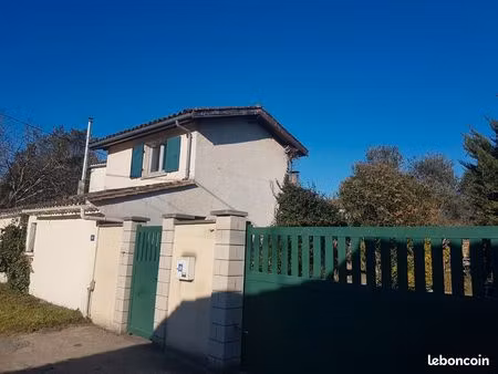 t2 petite maison