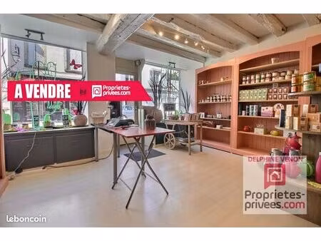immeuble 1 pièce 55 m²