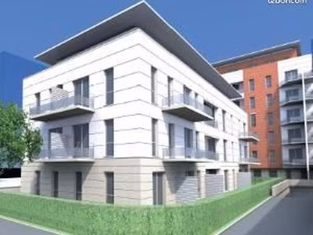 studio 1 pièce 28 m²
