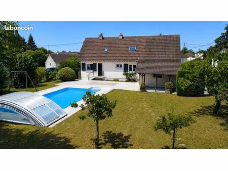 maison 6 pièces 155 m²