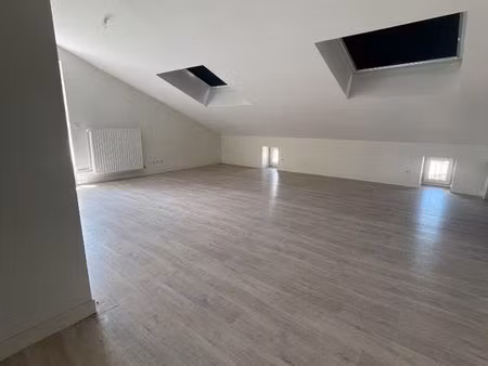 appartement 3 pièces 65 m²