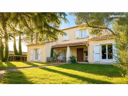 à louer – maison familiale 153 m² avec grand jardin arboré de 1 600 m² – marguerittes