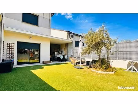 maison en r+1