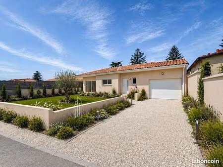 villa 4 pièces 107 m²