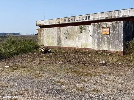 vente terrain 1640 m² avec bâtiment 220m²