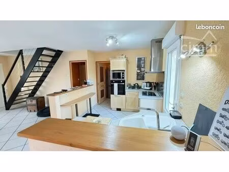 maison 7 pièces 162 m²