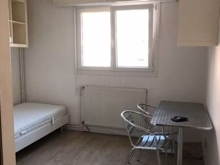 studio avec parking à nancy