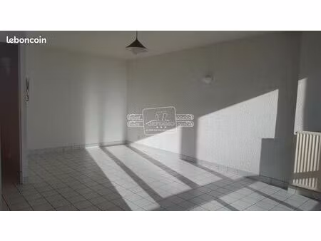 appartement 1 pièce 38 m²