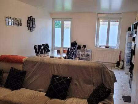 loue appartement f3 70m²