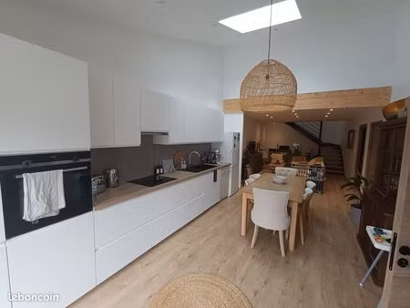 duplex terrasse – jardin -parkings – dispo 01/09/2026