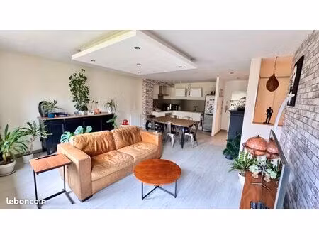 appartement 2 pièces 65 m²