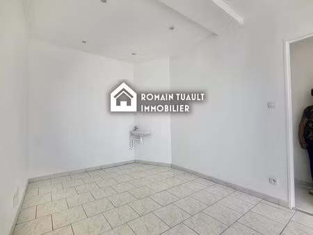 local commercial 24 m² château-gontier