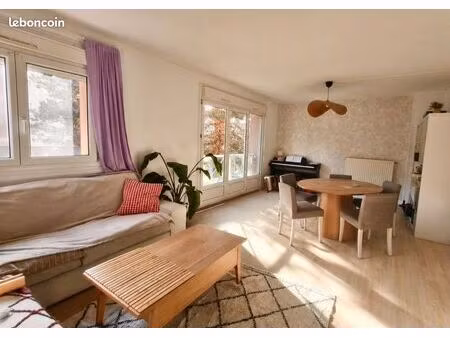 appartement 3 pièces rénové 70m2