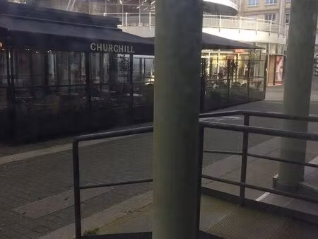 local commercial 60 m2 centre ville idéalement placé