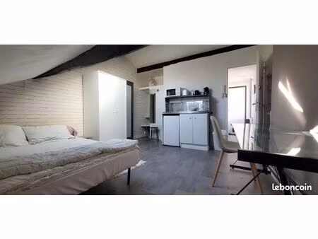 chambre meublée