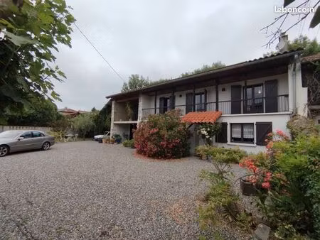 maison de village