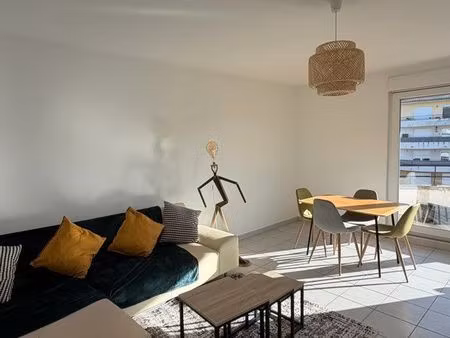 appartement de 72m2 avec balcon  garage  cave et place de parking