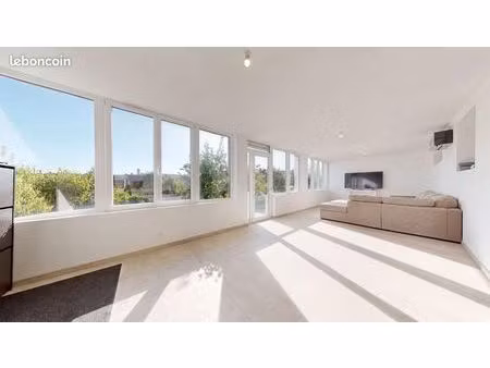 appartement 4 pièces 121 m²