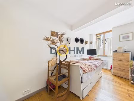 appartement 5 pièces 64 m²