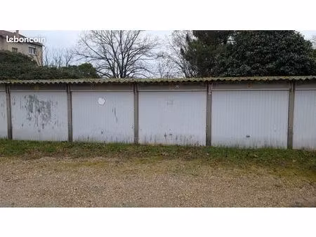 garage à louer
