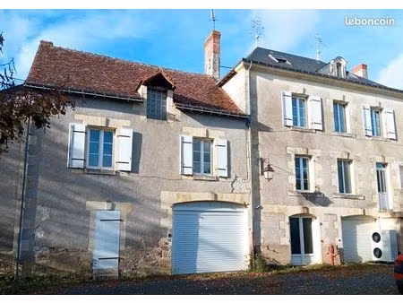 maison divisé en 3 logements