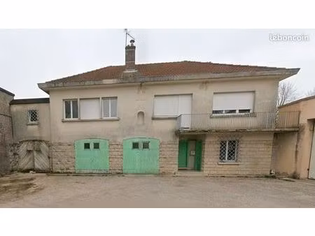maison 4 pièces 111 m²
