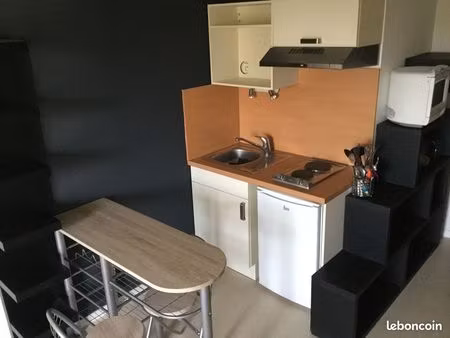 studio meuble