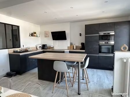 appartement 3 pièces 85m2