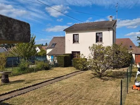 maison individuelle 86m² avec terrain - fort potentiel à rénover - orry-la-ville